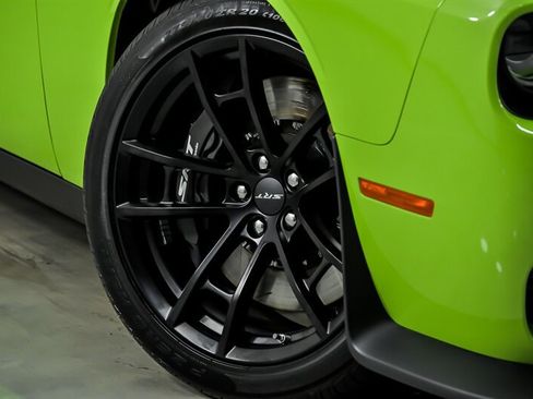 Used 2023 Dodge Challenger SRT Hellcat RWD image 4