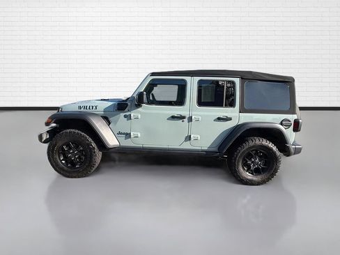 Used 2024 Jeep Wrangler Unlimited AWD/4WD image 6