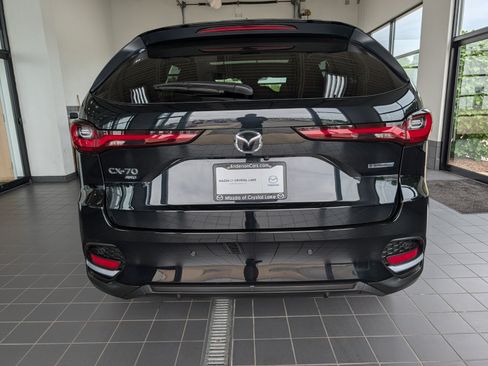 Certified 2025 MAZDA CX-70 Plug-In Hybrid w/ Premium Plus AWD/4WD image 4
