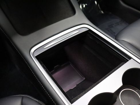 Used 2023 Tesla Model 3 Standard Range image 51