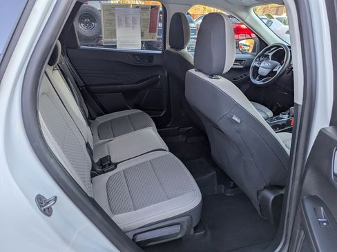 Used 2022 Ford Escape SE w/ Convenience Package image 17