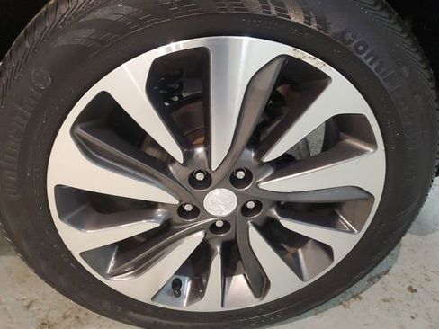 Used 2018 Buick Encore Preferred image 28