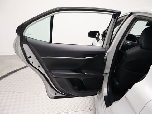 Certified 2023 Toyota Camry SE image 21