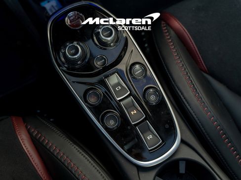 Used 2023 McLaren GT RWD image 30