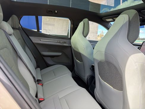 New 2026 Volvo EX30 Cross Country Ultra w/ Protection Package Premier image 18