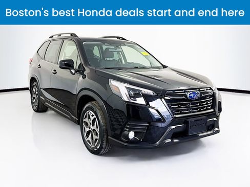 Used 2023 Subaru Forester Premium AWD/4WD image 1