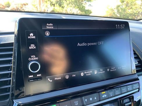 Used 2025 Honda Odyssey Sport-L image 21