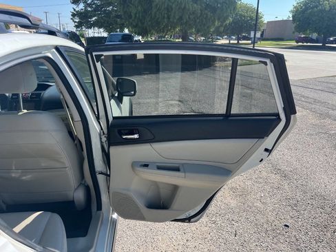 Used 2014 Subaru Crosstrek 2.0i Limited image 13