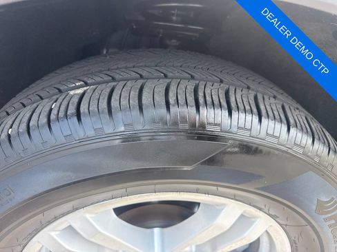 Used 2024 Ford Explorer XLT w/ Equipment Group 202A AWD/4WD image 21