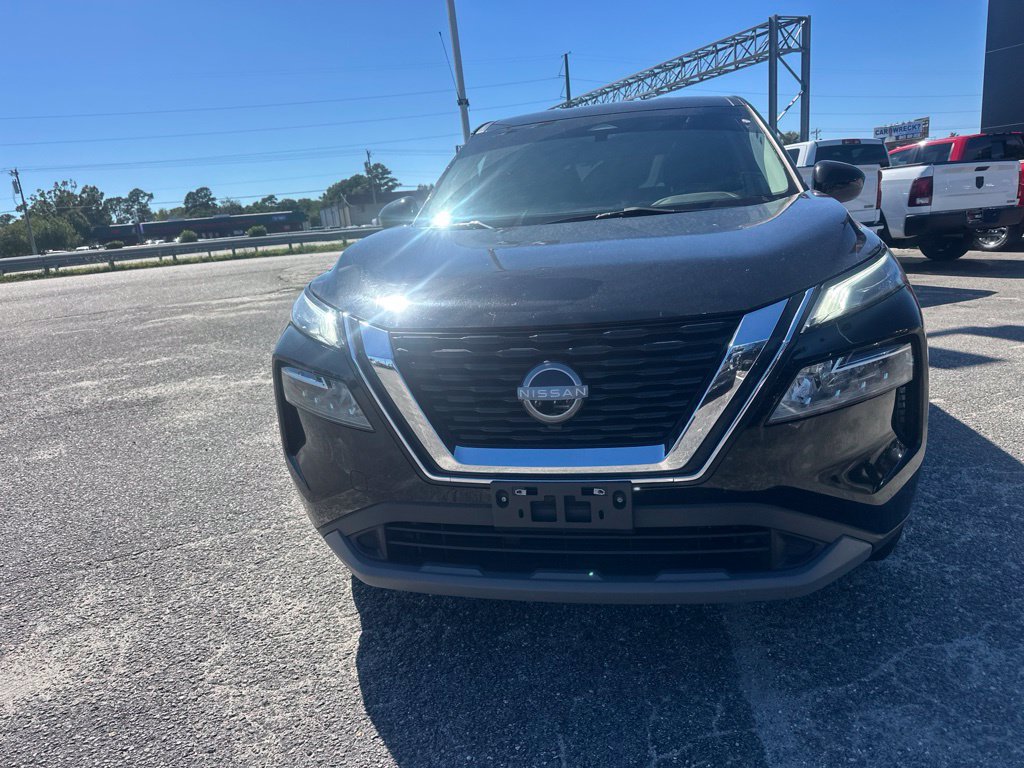 Used 2023 Nissan Rogue SV FWD image 8
