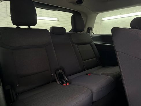 Used 2025 Ford Expedition Active image 33