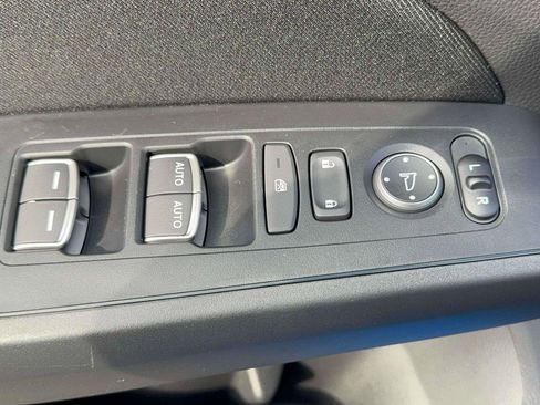 Used 2022 Honda Civic Sport image 11