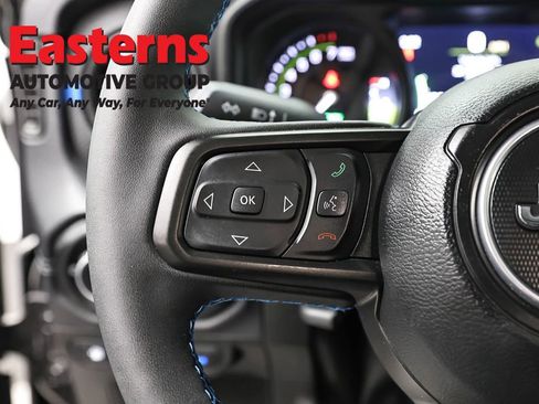 Used 2025 Jeep Wrangler Unlimited Rubicon 4xe w/ Safety Group image 15