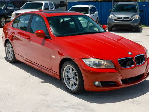 Used 2010 BMW 328i Sedan RWD image 9