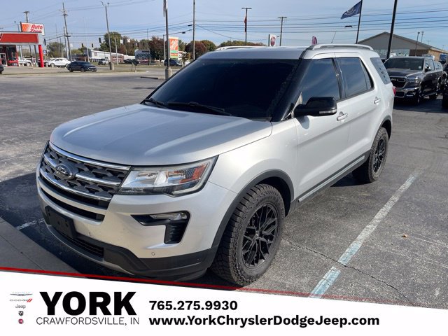 Used 2018 Ford Explorer XLT w/ Equipment Group 202A AWD/4WD image 1