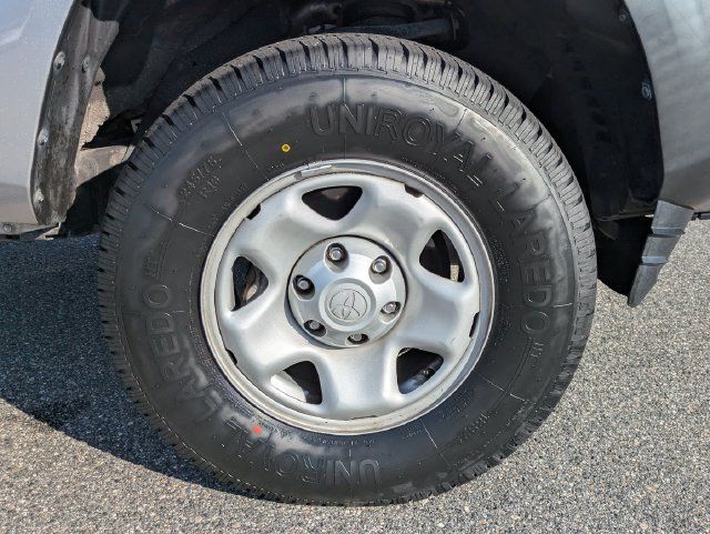 Used 2023 Toyota Tacoma SR RWD image 11