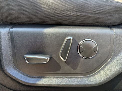 Used 2018 Ford F150 XLT w/ Equipment Group 302A Luxury image 33