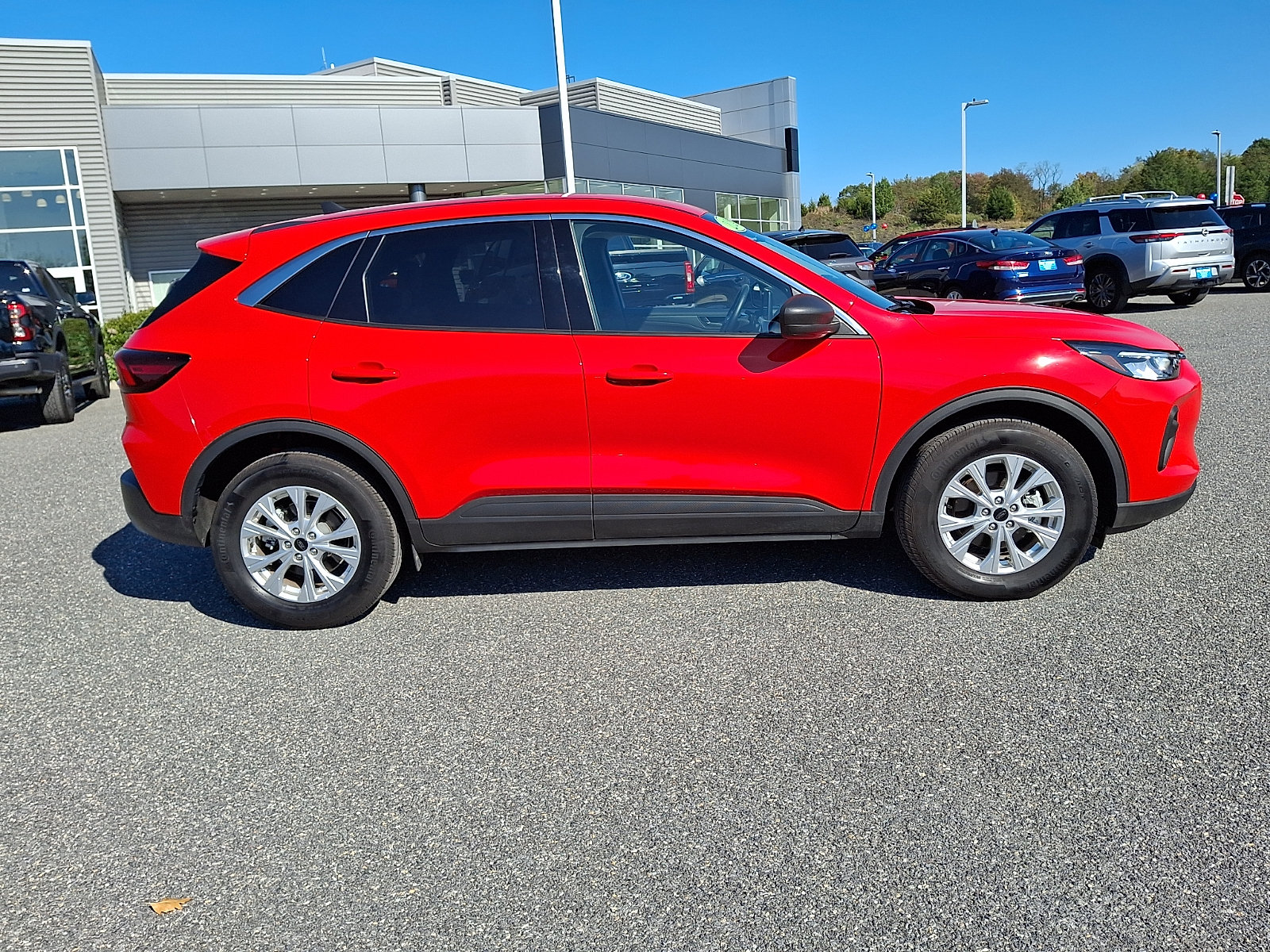Used 2024 Ford Escape Active AWD/4WD image 8