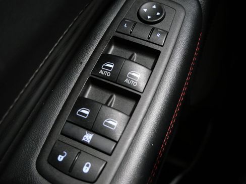 Used 2025 Dodge Durango GT AWD/4WD image 13