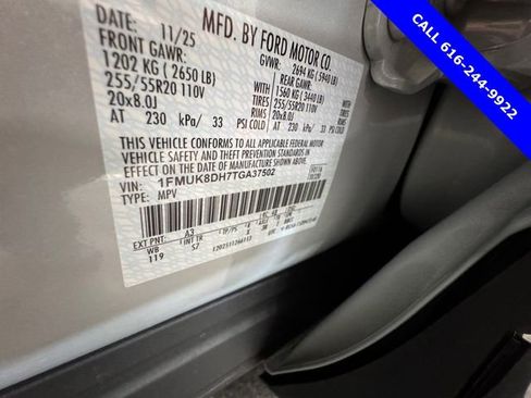 Used 2026 Ford Explorer Active w/ Active Comfort Package image 27