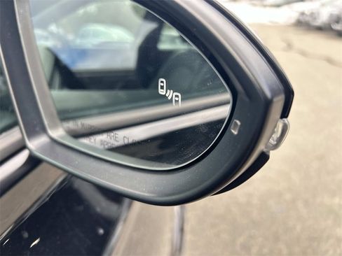 Used 2025 Volkswagen Jetta GLI Autobahn image 18