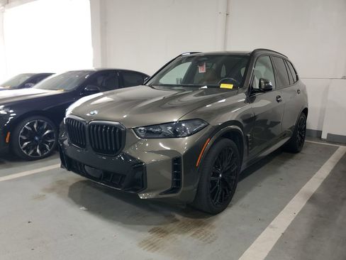 Certified 2024 BMW X5 xDrive40i w/ M Sport Package image 1