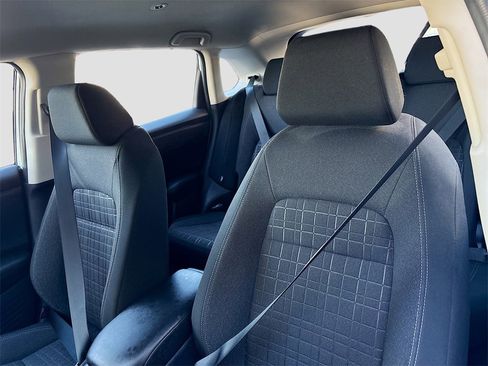 Used 2024 Honda HR-V LX image 19