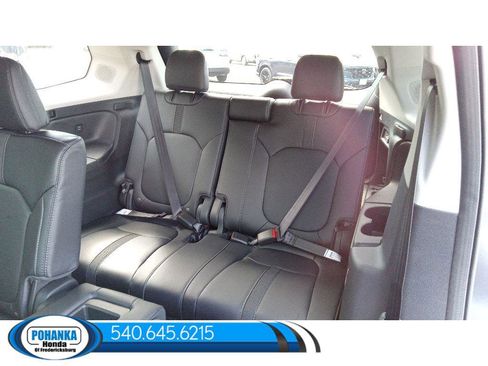 New 2025 Honda Pilot Touring image 44