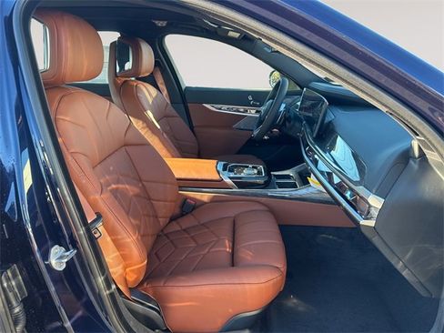 New 2026 BMW 740i xDrive image 15