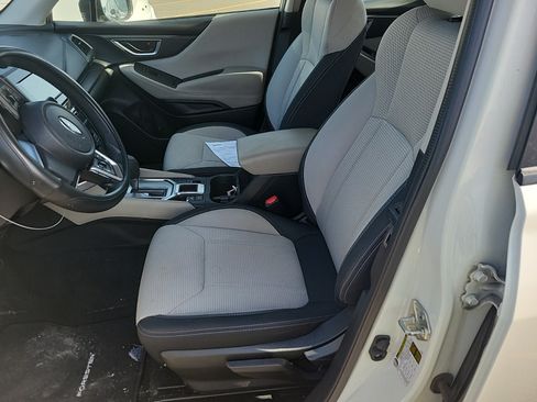 Used 2021 Subaru Forester AWD/4WD image 7