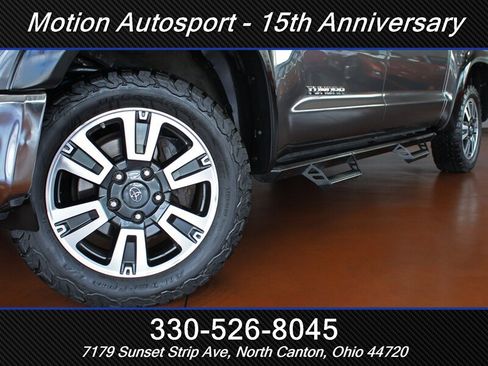 Used 2018 Toyota Tundra SR5 w/ TRD Off Road Package AWD/4WD image 42
