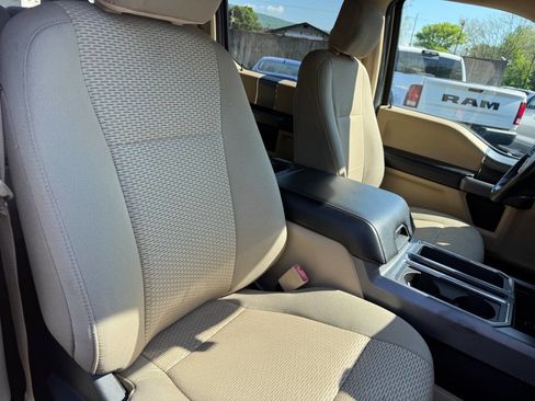 Used 2018 Ford F150 XLT w/ Equipment Group 302A Luxury AWD/4WD image 14