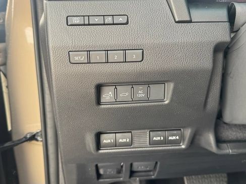 Used 2026 Lexus GX 550 AWD/4WD image 27