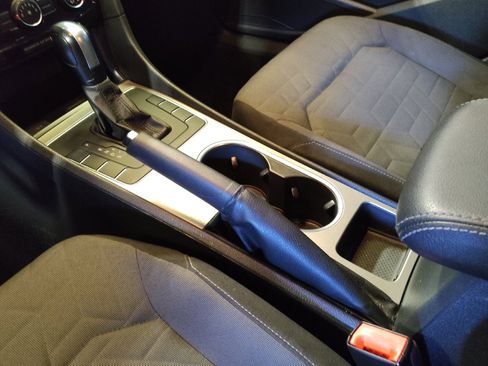 Used 2020 Volkswagen Passat 2.0T S image 26