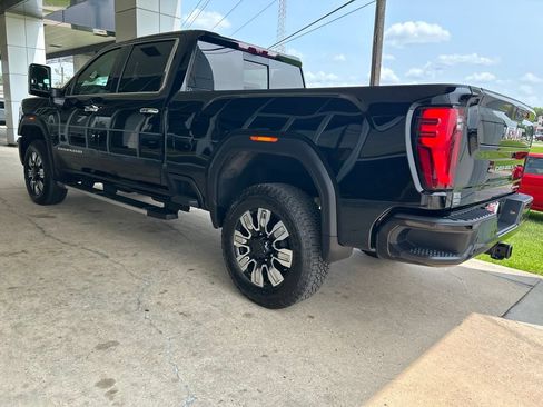 Used 2026 GMC Sierra 2500 Denali w/ Denali Reserve Package AWD/4WD image 5