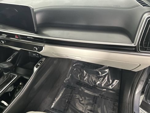 Certified 2025 Kia Sorento S w/ Panoramic Sunroof Package FWD image 20