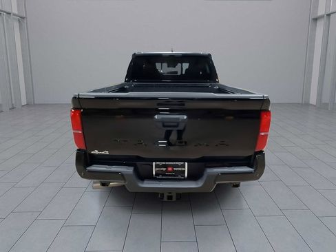 Certified 2025 Toyota Tacoma SR5 w/ SR5 Upgrade Package image 7