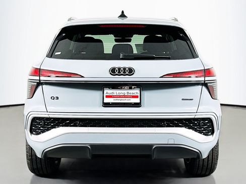 New 2026 Audi Q3 quattro 2.0T AWD/4WD image 3