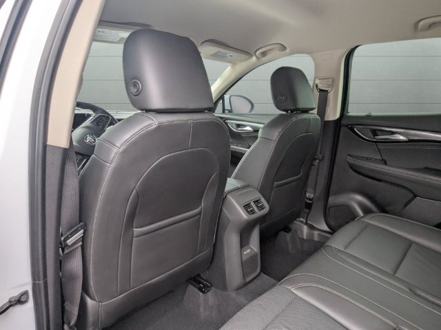 Used 2023 Buick Envision Essence AWD/4WD image 29