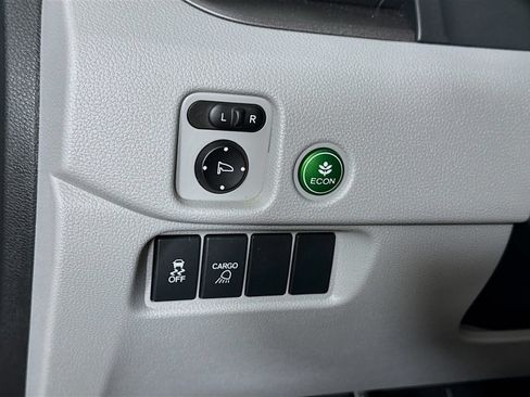 Used 2019 Honda Ridgeline RTL image 11