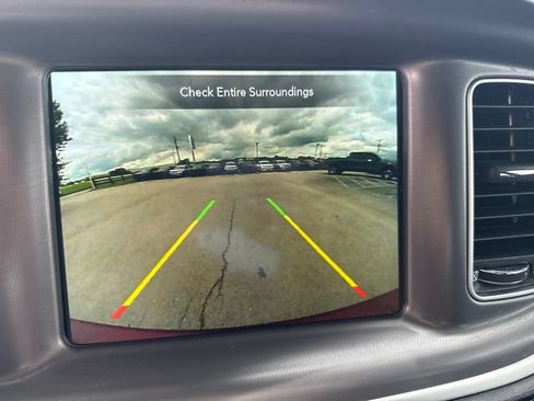 Used 2022 Dodge Charger Scat Pack RWD image 8