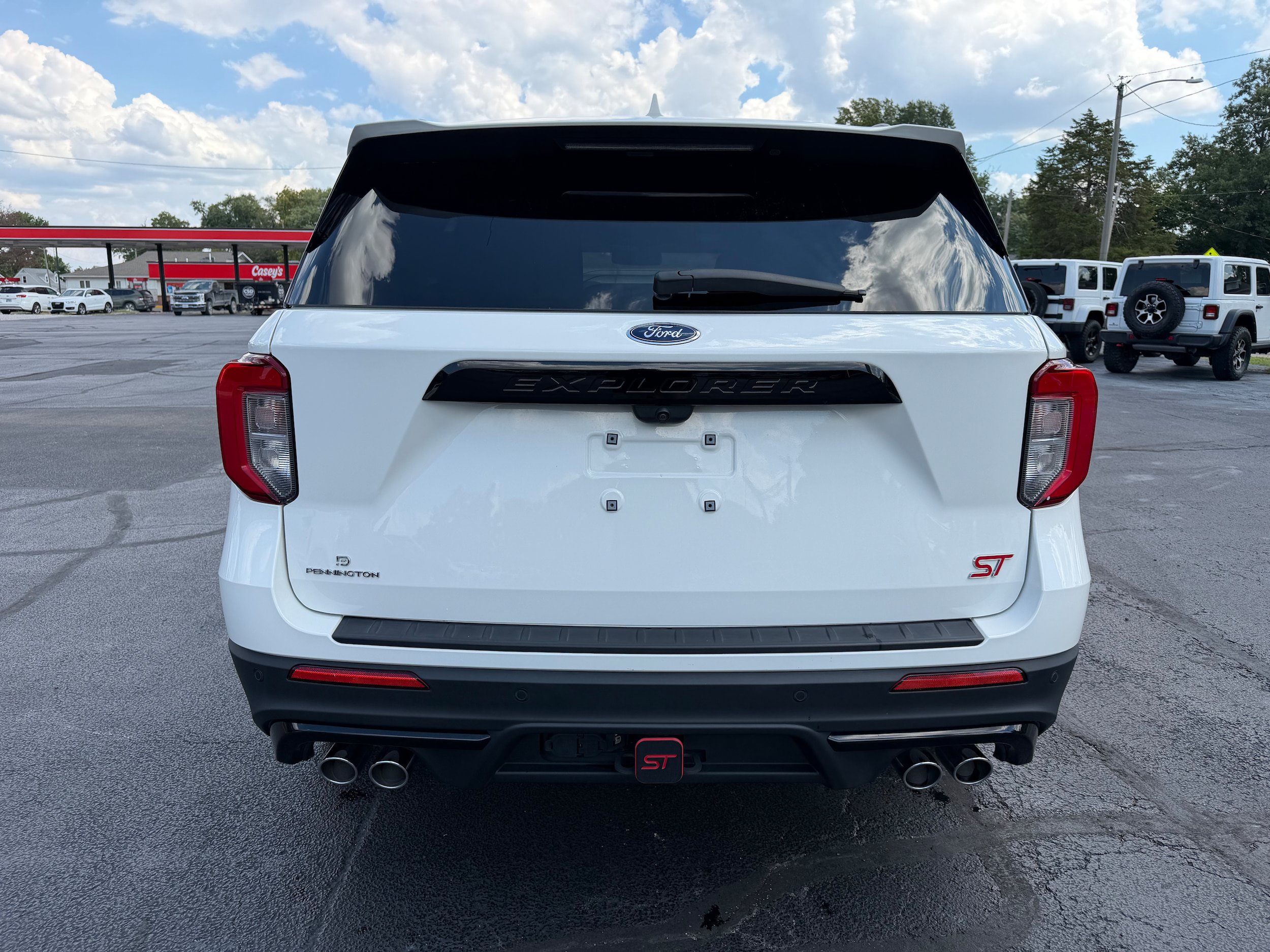 Used 2023 Ford Explorer ST w/ Equipment Group 401A AWD/4WD image 6