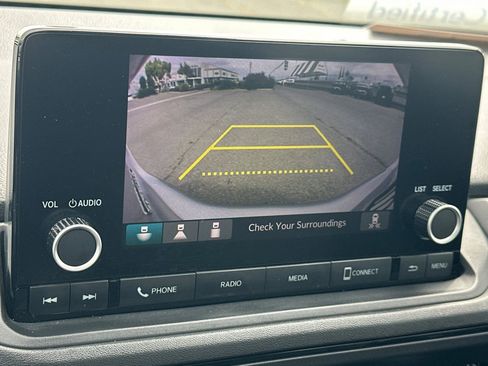 Used 2024 Honda Accord EX image 18