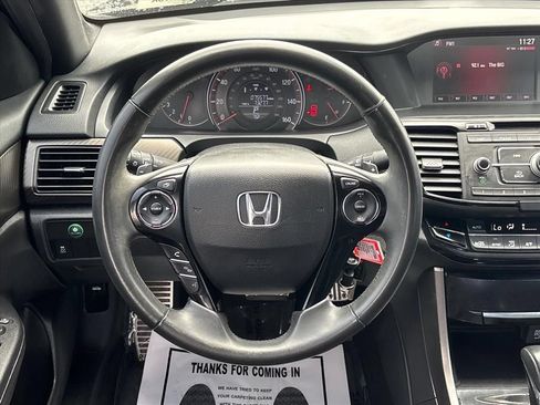 Used 2017 Honda Accord Sport image 20