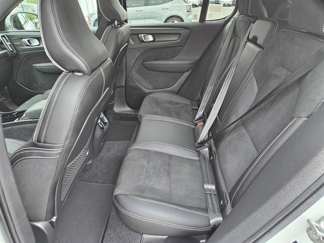 Certified 2023 Volvo C40 P8 Recharge Ultimate AWD/4WD image 14