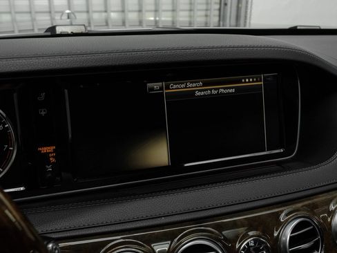 Used 2014 Mercedes-Benz S 550 Sedan image 39