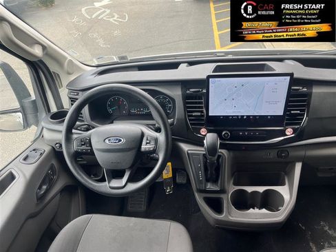 Used 2024 Ford Transit 350 XLT image 28
