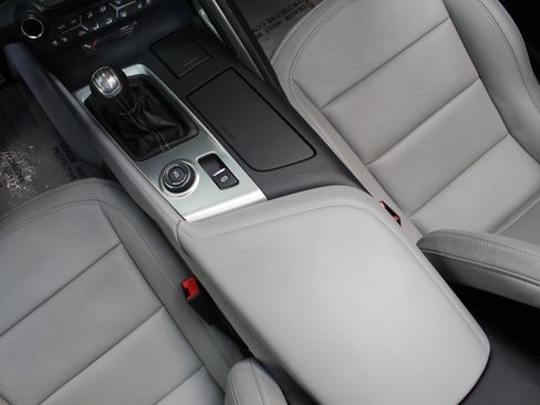 Used 2015 Chevrolet Corvette Stingray Coupe w/ 2LT Preferred Equipment Group image 40