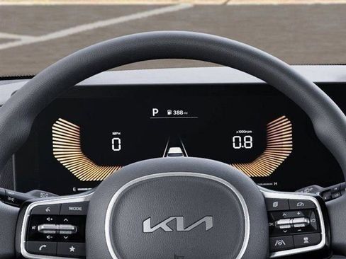 New 2026 Kia Carnival LX FWD image 21