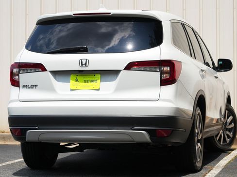 Used 2022 Honda Pilot EX-L image 4